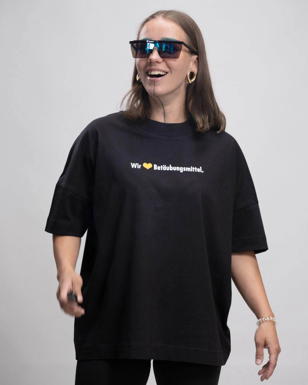 Wir lieben Betäubungsmittel - Premium Oversize T-Shirt